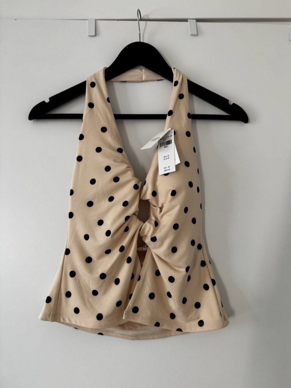 NWT Abercrombie & Fitch Polka Dot Twist Halter Cut Out Top - Size S - Picture 2 of 5